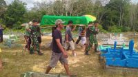 Satgas Pamtas RI-Mly Yonarmed 10/Bradjamusti Bantu Proses Pemakaman