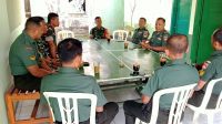 Jam Komandan,Danramil Gondang Berikan Penekanan Kepada Anggotanya