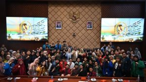 Anggota DPR RI Berikan Tips 5 C Kepada Mahasiswa ‘Kampus Merdeka’