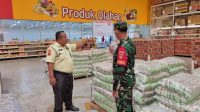 Babinsa Tipes Aktif Monitor Keamanan Dan Sembako