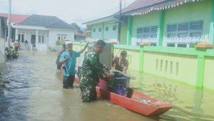 TNI Turut Aktif Dalam Upaya Penanganan Bencana Banjir Provinsi Jambi