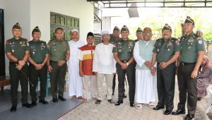 Pererat Silaturahmi Dengan Tokoh Kalimantan Barat, Pangdam Tanjungpura Kunjungi Uskup Agung Pontianak Dan Umi Hubabah