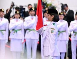 Di Ibu Kota Nusantara, Presiden Jokowi Kukuhkan 76 Anggota Paskibraka Tahun 2024