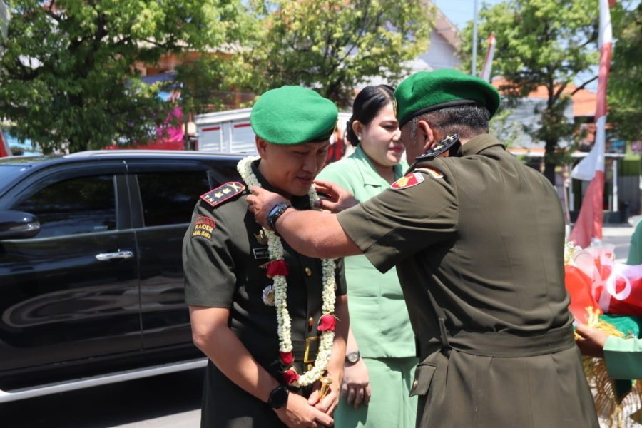 Ruscha tomosha qiling: “Men uni jinsiy aloqa qilishga ko‘ndirdim”