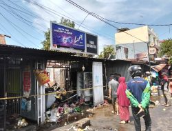 Kebakaran di Makassar: Warung Coto Jalan Pelita Hangus Terbakar